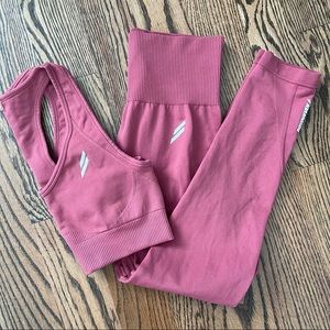 Doyoueven Hyperflex Seamless Set - M - EARTH RED